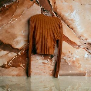 Forever 21 Size medium Junior crop top